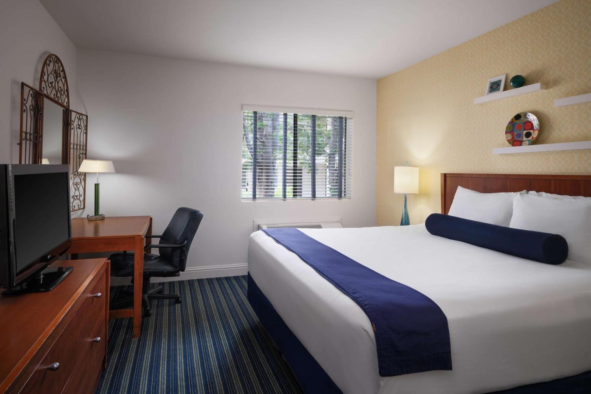 Zico Hotel 3*